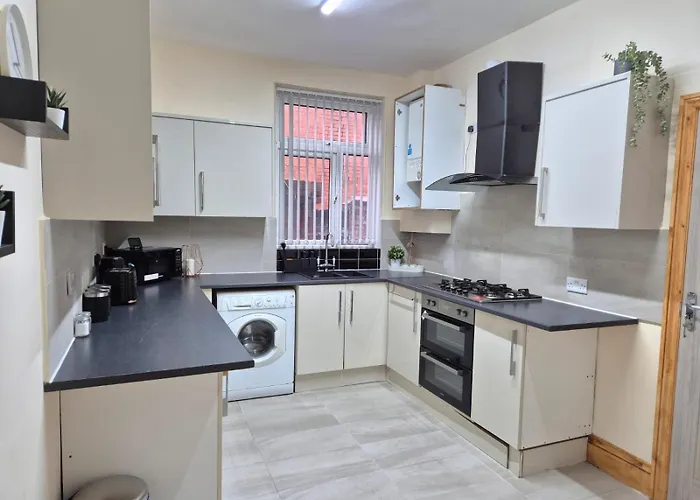 Rooms In Manchester 6 Minutes Drive To Victoria Station